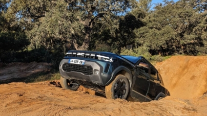 Dacia va lansa o versiune Duster cu punte spate electrificată în acest an
