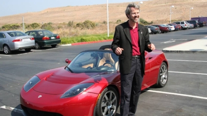 Fondator Tesla: E păcat că s-a ajuns la abandonarea proiectului Model 2