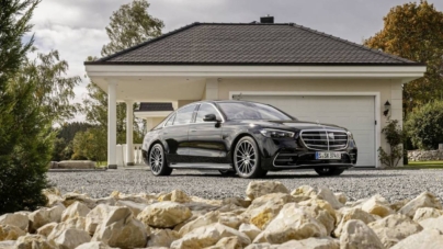 Asamblarea Mercedes-Benz Clasa S, redusă la un singur schimb din cauza cererii scăzute