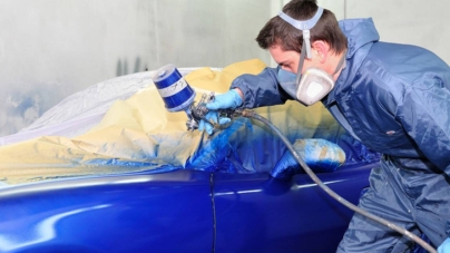 Aproape 70% dintre mașinile noi, cumpărate de europeni, sunt gri, albe și negre