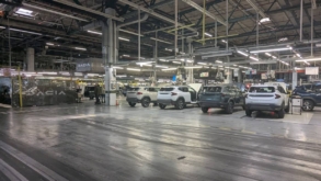 Alertă în industria auto: uzinele Automobile Dacia și Ford Otosan au raportat o scădere majoră a producției