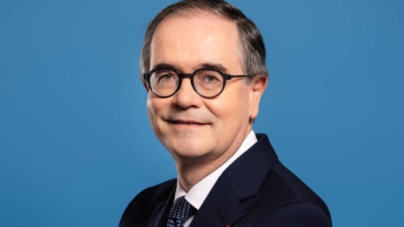CEO-ul Renault Group promite Marocului noi investiții. În România, șeful mărcii Dacia atenționează asupra pierderii competitivității