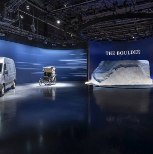 The Boulder, sculptura care dezvăluie linii ale viitoarei generații Mercedes-Benz Sprinter