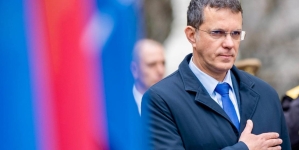 UPDATE: Ministrul Apărării Naţionale și-a anunțat demisia