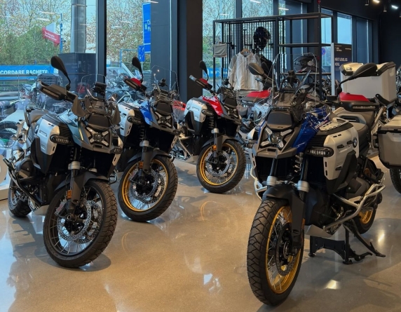 Automobile Bavaria Group își extinde portofoliul de mărci cu Yamaha și Kawasaki