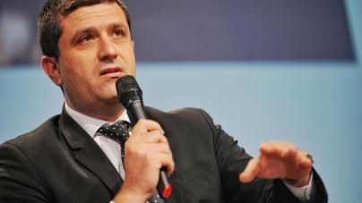 Ministrul Economiei: La Avioane Craiova, vă spun pe olteneşte, s-a întâlnit un prost cu un deştept