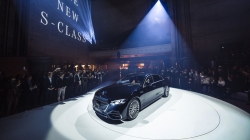 Mercedes-Benz modernizează Clasa S după o scădere drastică a vânzărilor