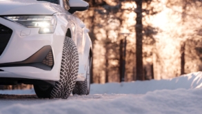 Nokian lansează o anvelopă cu crampoane care se adaptează la schimbările de temperatură