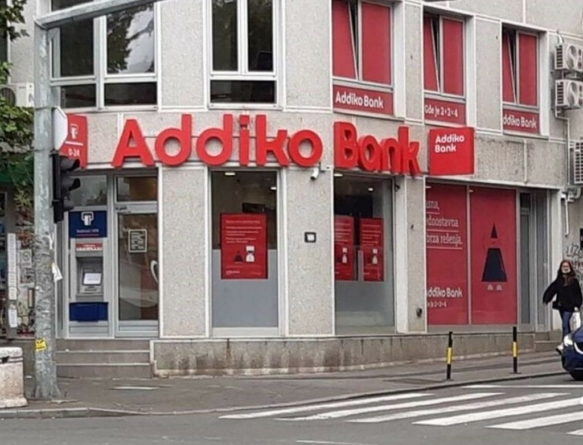 Slovenii de la NLB și austriecii de la Raiffeisen se luptă pentru Addiko Bank