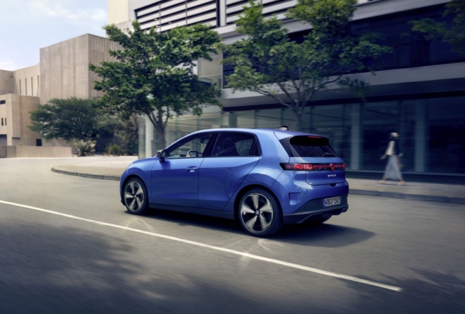 Mașina electrică pentru toți: Planul european privind E-Cars își arată primele rezultate la Renault, Volkswagen sau Stellantis