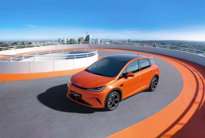 BYD Dolphin G DM-i, un hibrid cu autonomie de peste 1.000 km, ajunge pe piață în următoarele săptămâni