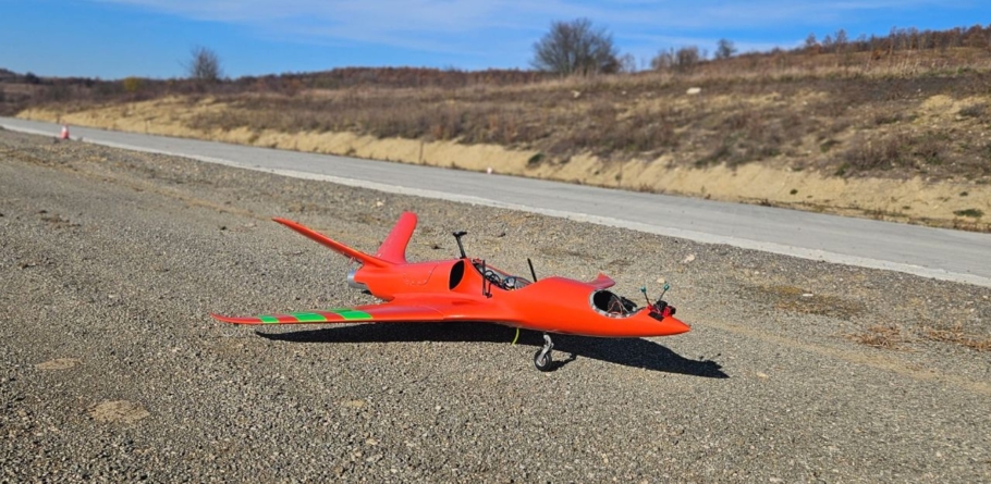 BraveX Aero, producătorul primei drone cu propulsie „jet” din România, caută finanțare pentru a dezvolta afacerea