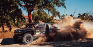 Îmvinsă de Toyota în spectaculosul raliu din Argentina, Dacia se menține lider în clasamentul general