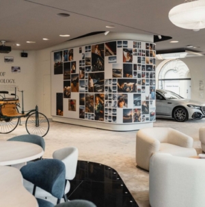 „Welcome Home”, locul din București unde istoria de 140 de ani a Mercedes-Benz se întâlnește cu arta