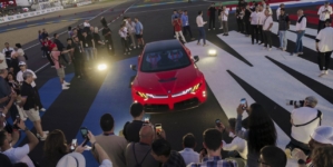 BMW a prezentat M Concept Neue Klasse. Viitorul M3, alături de bolizii de la Le Mans