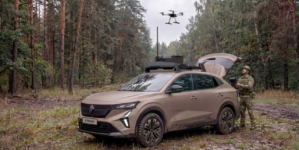 Renault Rafale, transformat cu ajutorul Thales în vehicul militar. Ce noutăți aduce 4 TROOP în domeniul controlului dronelor pe front