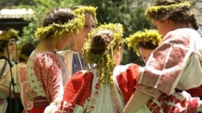 Târgul de Sânziene, în acest week-end la Muzeul Naţional al Ţăranului Român
