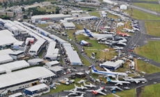 Boeing și Airbus împart comenzi gigant la Farnborough 2026. Record al exponatelor militare