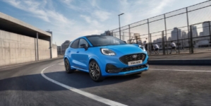 Gama Ford Puma se îmbogățește cu două noi versiuni – Gen-E Black Edition și ST Edition