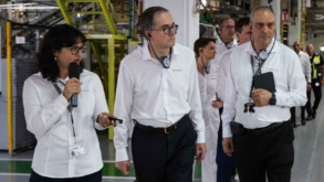 Șeful grupului Renault, după prima vizită în România: Am stabilit trei priorități clare