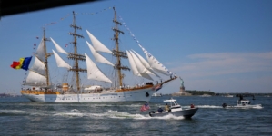 Mândria marinei române pe râul Hudson: Bricul Mircea a defilat la New York la 250 de ani de la independența SUA