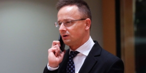 De la diplomație la mașini chinezești: Fostul ministru maghiar Péter Szijjártó devine angajat BYD după ce Ungaria a acordat subvenții majore companiei chineze