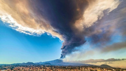 Alertă aviatică în Italia: Norul de cenușă al vulcanului Etna forțează închiderea parțială a spațiului aerian și a aeroportului din Catania