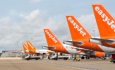 Tranzacție cu efecte majore în transportul aerian low-cost: Apollo preia EasyJet pentru 5,7 miliarde de lire sterline