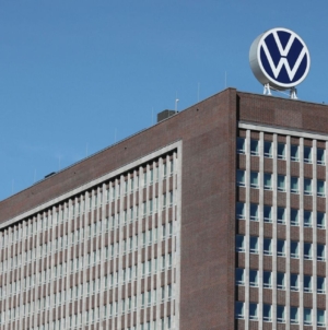 Cutremur la Volkswagen: Acționarii majoritari cer măsuri radicale și rapide pentru a salva grupul auto de asaltul Chinei