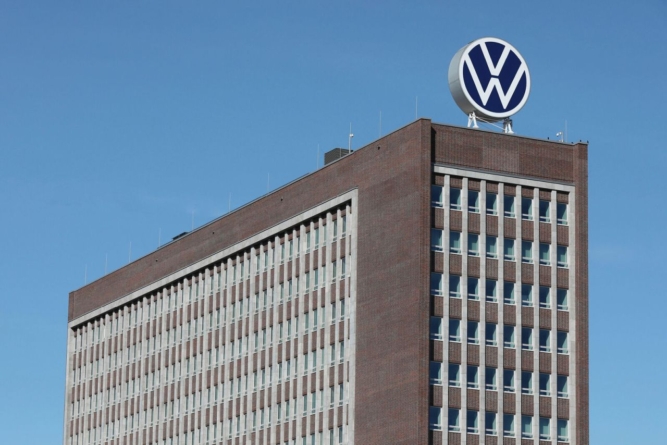 Cutremur la Volkswagen: Acționarii majoritari cer măsuri radicale și rapide pentru a salva grupul auto de asaltul Chinei